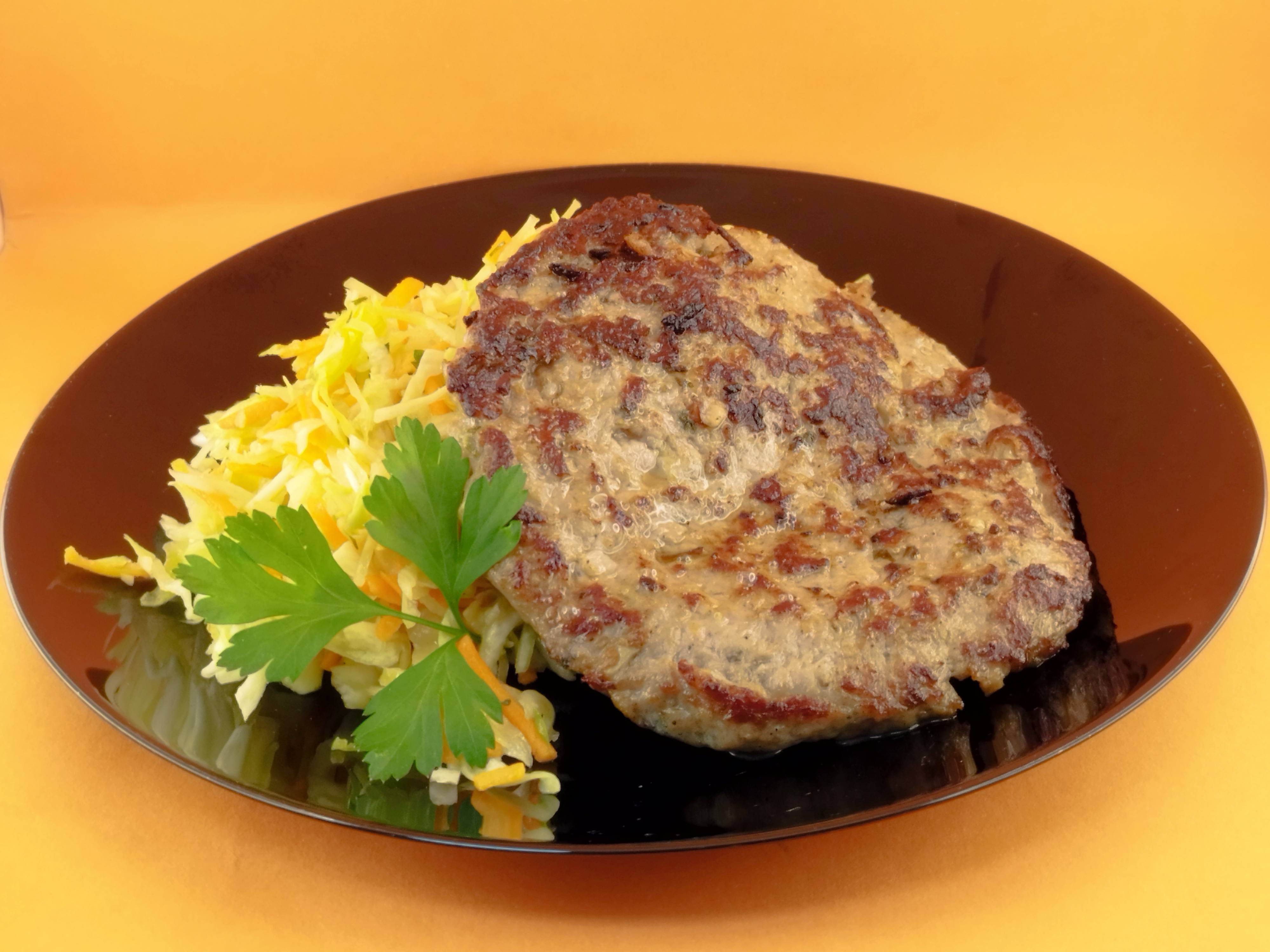 Болярско кюфте с гарнитура 